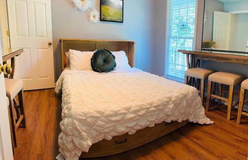 Retreat 4BR Sleeps 10 plus, 8mi LakePoint, Red Top - Foto 8