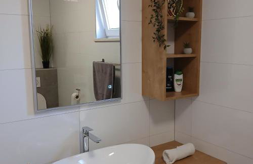 The Father's House - Foto 20