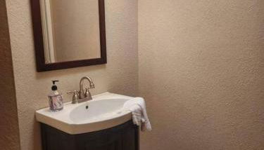 Southwestern charm - minutes from everything 3/2 - Foto 2