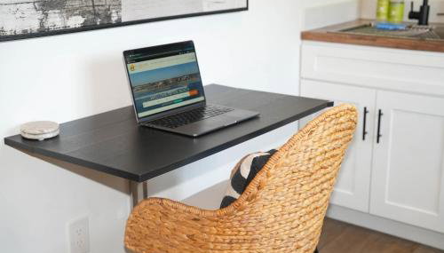 South O Bungalow 9 - Deluxe Work and Stay Queen Studio + Patio - Foto 5