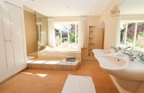 Mickle Trafford Manor - Foto 33