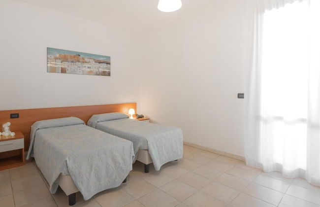 Stylish Residence Le Fontane 2 Bed Apartment Sleeps 6-7 - Photo 16