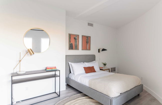 Julep by Avantstay Stylish 9 BR Estate w/ Mid-century Modern Decor - Foto 32