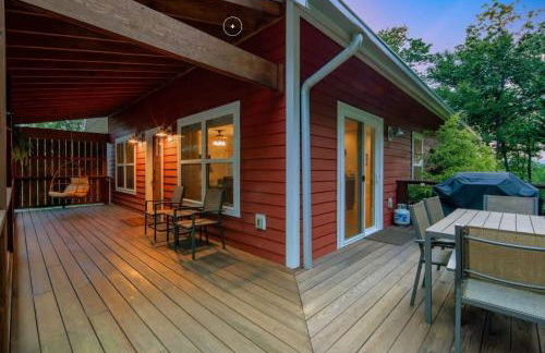 River Rock Cabin - Comfortable, Private Home with King Beds & Mountain Views - Foto 37