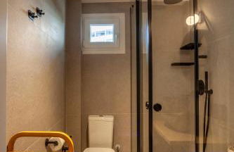 Calypso beach front apartment - Foto 24