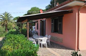 Graziosa Villetta di Naregno a 400 mt dal mare, bel giardino, posto auto e aria condizionata - Foto 4