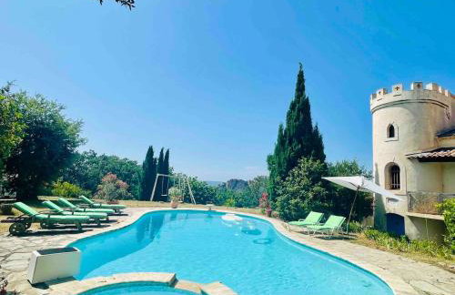 Small Provencal Castle with Swimming Pool, Tennis, Gym & Calm - Foto 61
