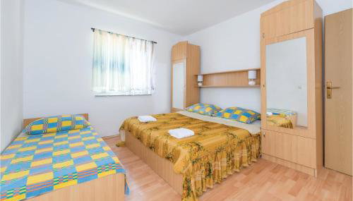 Cozy Apartment In Vidalici With Wifi - Foto 4