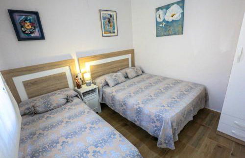 LITORAL COSTA DORADA - ANUBIS Only families - Foto 26