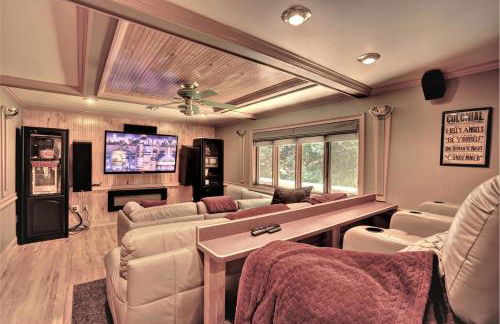 Saratoga Lake Boathouse Retreat - Photo 3