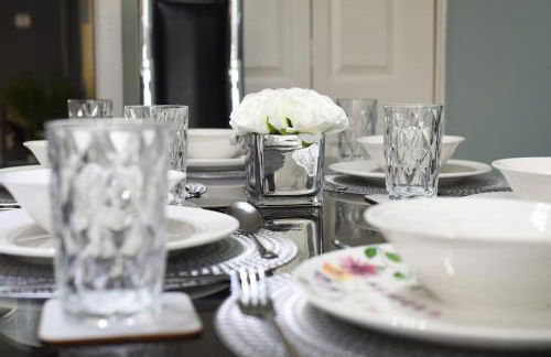 Spacious 4-Bed Family House - Foto 5