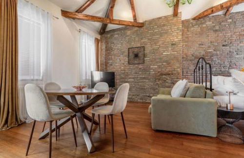 DUOMO Murano Apartment with Canal view - Photo 5