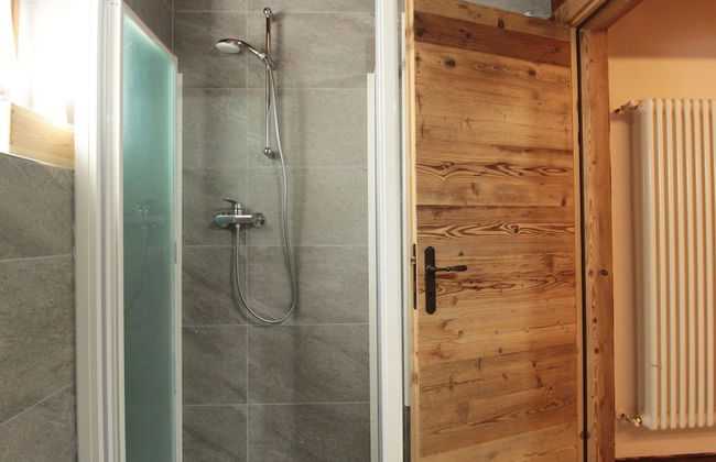 Belvilla by OYO Pleasant Holiday Home With Garden - Foto 12