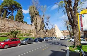 The Golden Pyramid - Photo 56