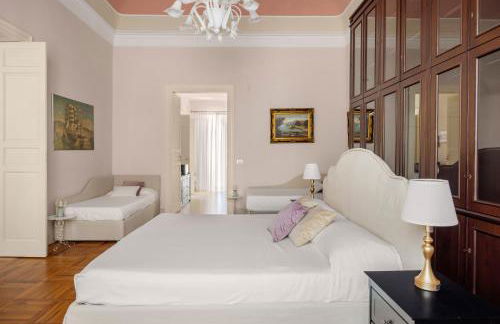 Luxury Historic Villa with heated pool near Catania, Taormina, the Sea and Mount Etna by SicilianRelaxingHomes - Foto 25