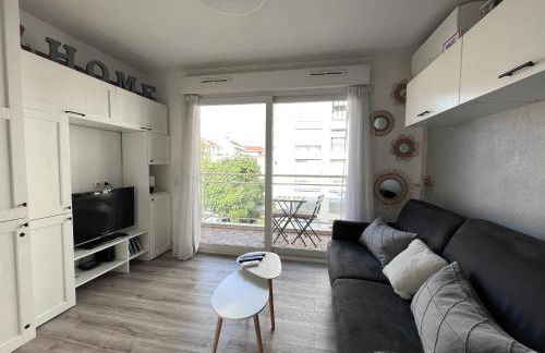 Studio terrasse et parking privé - Foto 2