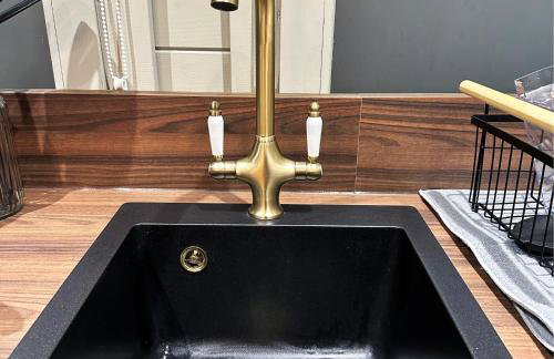 The Cabin Near Stansted Airport - Foto 9