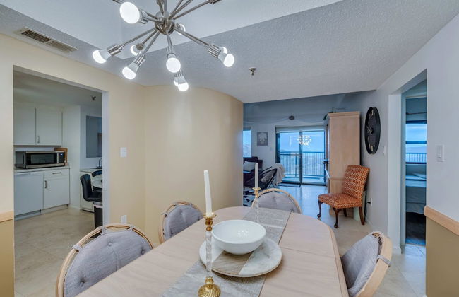 Uhost AI 2BR Condo w Balcony Great Views - Foto 18