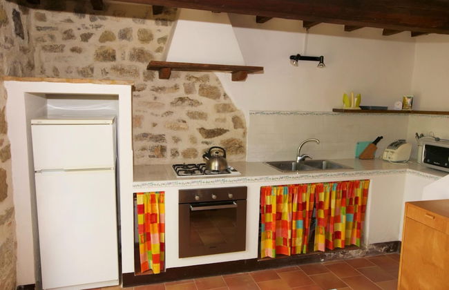 Holiday House with Pool & Large Garden Overlooking Lake near Tuscany - Photo 4