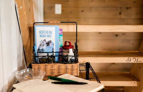 The Spruce Haven Cabin in Portage Lake, ME - Foto 19