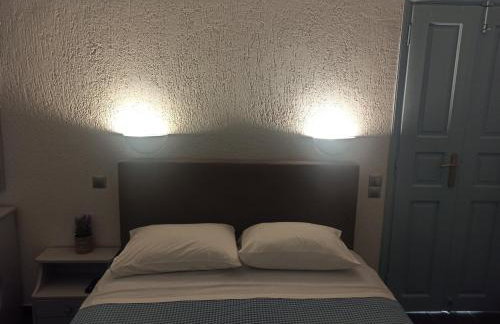 Sunset Paradise Oia - Photo 27