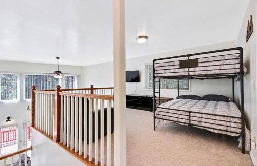 Cascade Cabin Mountain Getaway with Private Beach - Foto 30