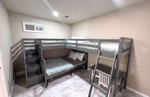 Disneyland Lux Villa 6BR 4BA Mini Golf Arcade Game - Foto 32