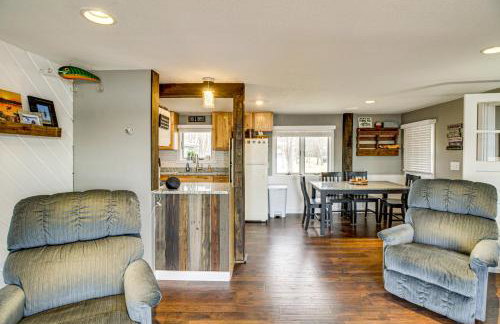 Boat Dock and Launch Family Cabin on Prairie Lake! - Foto 5