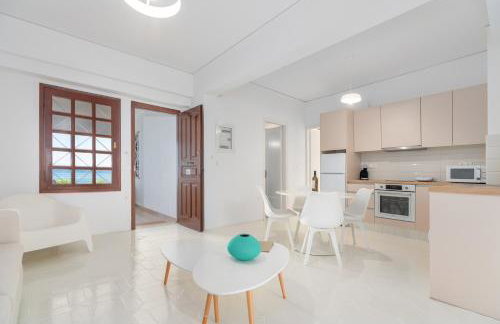 COSTA VASIA Seaside Suites and Apartments - Photo 6