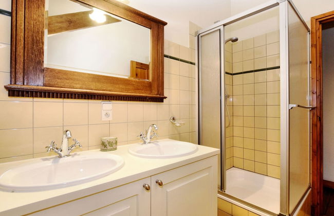 Beautiful Castle in Spa wit Garden - Photo 15