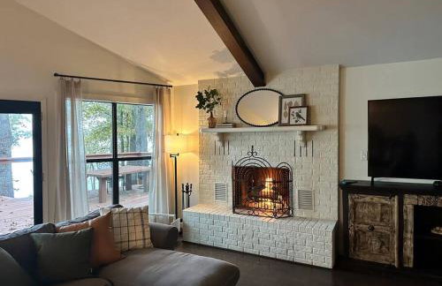 Lakefront Cottage- late summer price decrease! - Foto 3