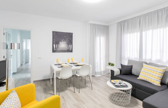 Santa Cruz Downtown Apartment, Luminosidad, Confort y Estilo - Foto 1