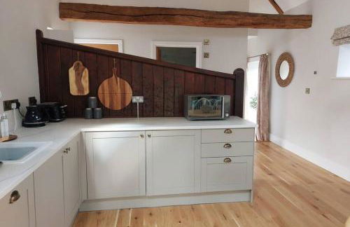 Luxury Victorian Hayloft barn self contained - Photo 24