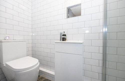 2 Ensuite Bed Home Near Shops - Foto 14