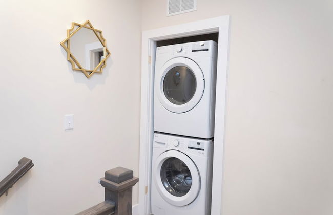 Cozy Retreat near Uptown Charlotte with Free Parking & Wi-Fi - Foto 32