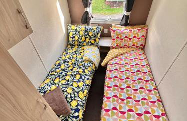 Delta, Bromley 4-Bedroom Located in Uddingston, Glasgow at Maryville Caravan Site - Photo 23