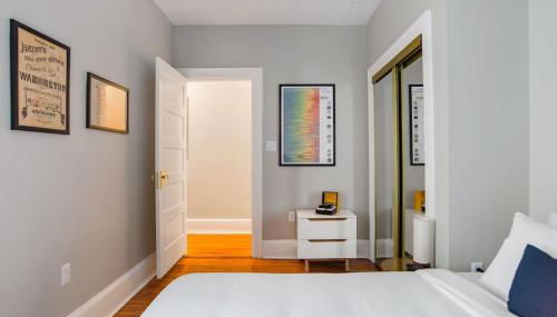 Massive 6BR & 4BA Private Duplex Townhouse Central - Foto 3