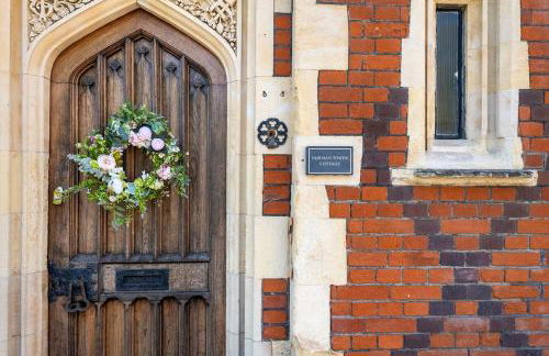 Tower Cottage - Medieval Grid Townhouse - Foto 45