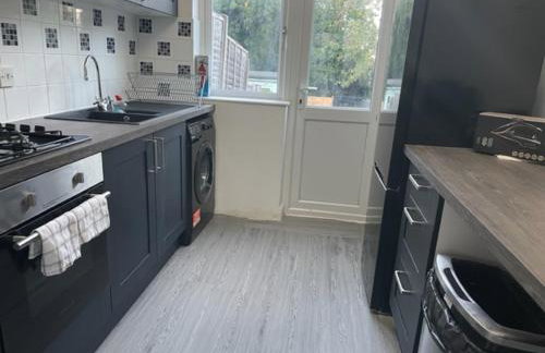 5 Bed 5mins from Wembley Stadium - Photo 7