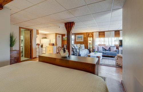 New England Hideaway on Historic 1859 Estate! - Foto 11