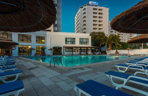 Albufeira Cozy Sea View with Balcony & Resort Access - Foto 25