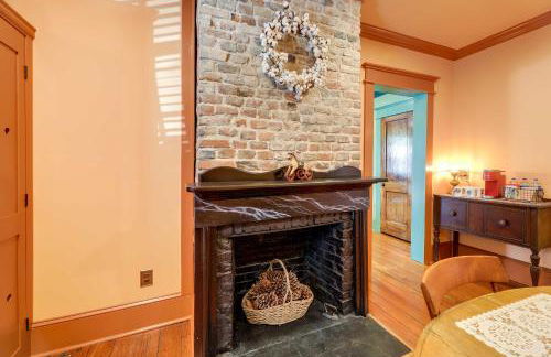 Victorian Vacation Rental Apt in Downtown New Bern - Foto 12