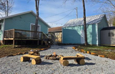 Charming Downtown Bungalow I Explore-Shop-Eat - Foto 9