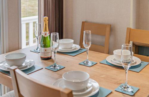 Maple Brook Lodge Sea Breeze Shorefield - Photo 9