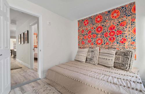 The Return to Self - Walk to Historic Downtown - Foto 39