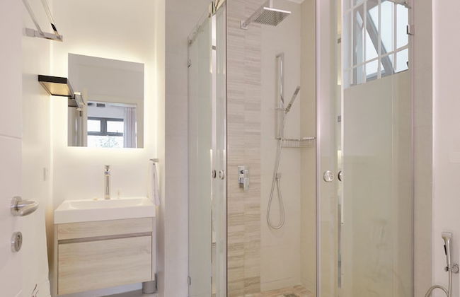 Otera 2 Residence - Photo 9