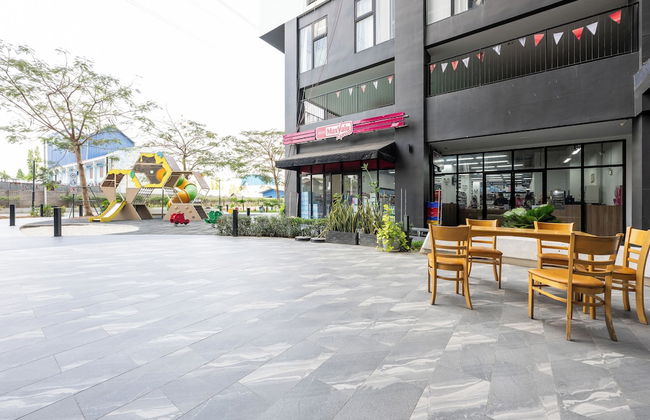 Urban Village Condo by Soben Homes - Foto 52