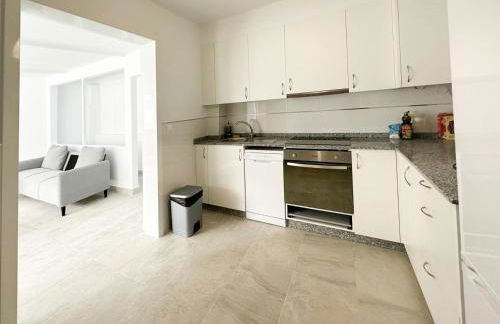 Piso 5 dormitorios Salgueira 1 - Foto 4