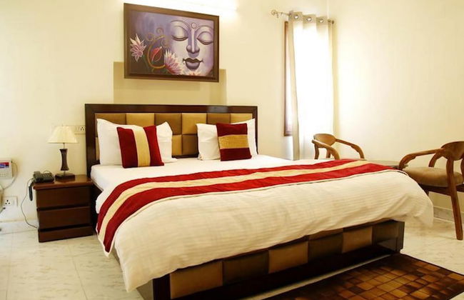 Room in Guest Room - Maplewood Guest House, Neeti Bagh, New Delhiit is a Boutiqu Guest House - Room 3 - Foto 2