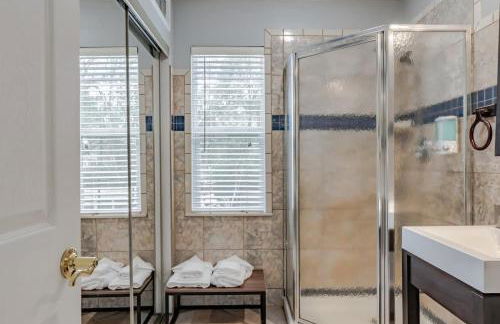 Sunny Side at Dog River-Dock, Lake, Fenced Yard - Foto 12